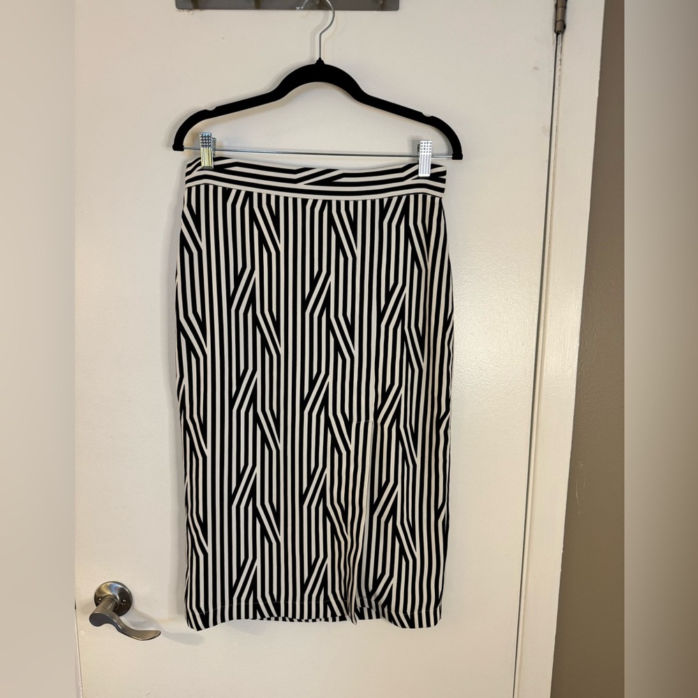 Tristan Black and White Geometric Pencil Skirt